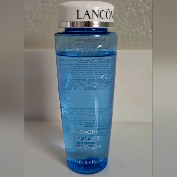 Lancome New Sealed 6.7oz Bi-Facil Eye Makeup Remover - Picture 2 of 3
